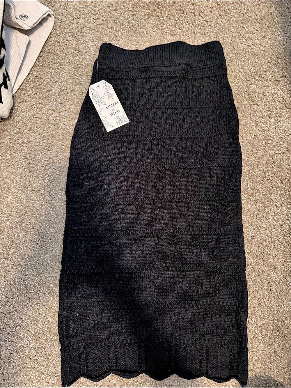 Willow & Wind Black Knit Maxi Skirt